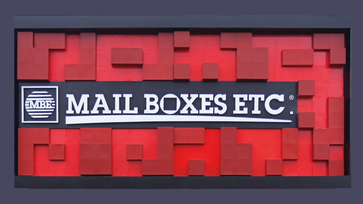 Mail Boxes Etc — Naco