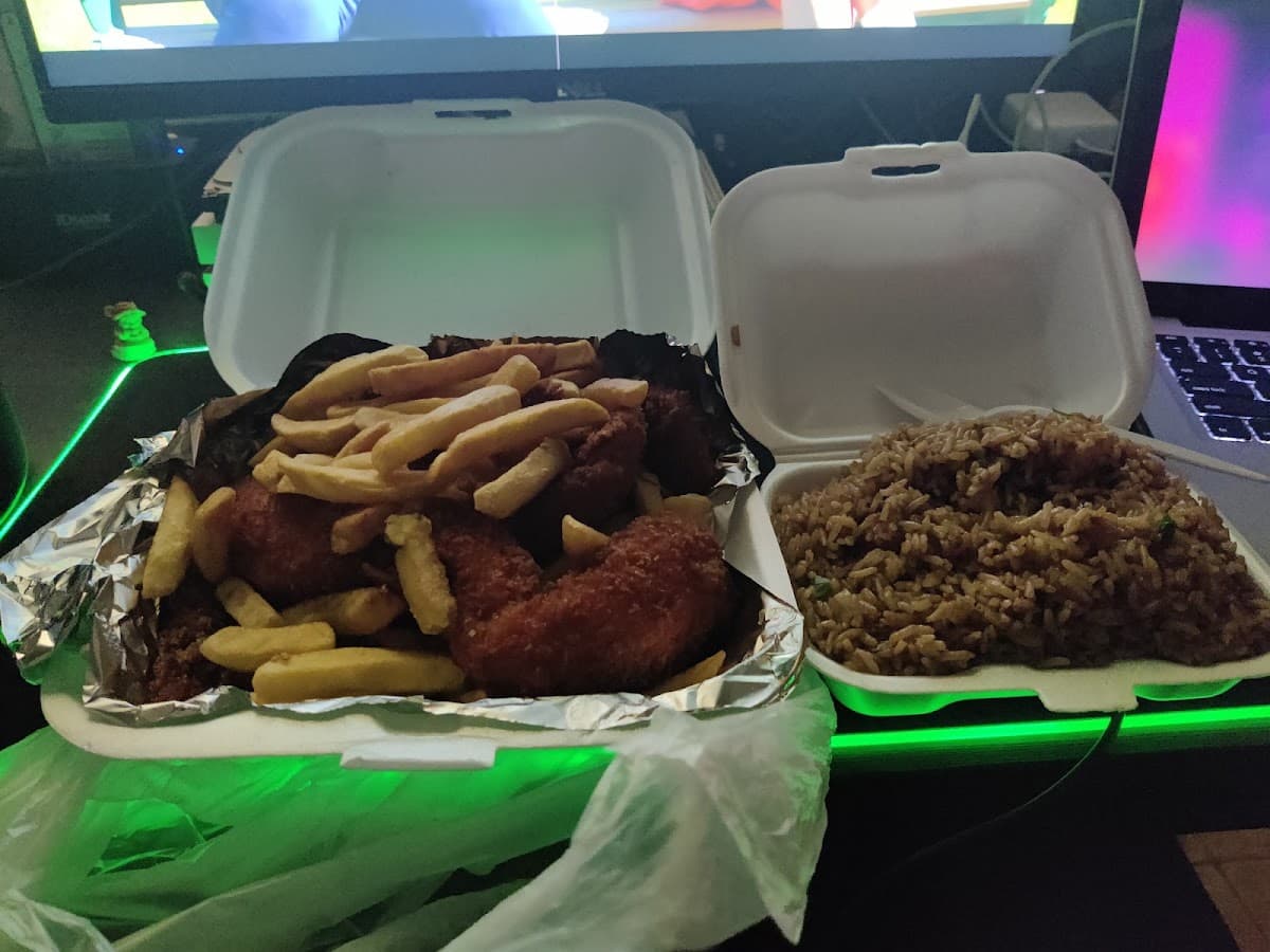 Pica Pollo Enriquillo
