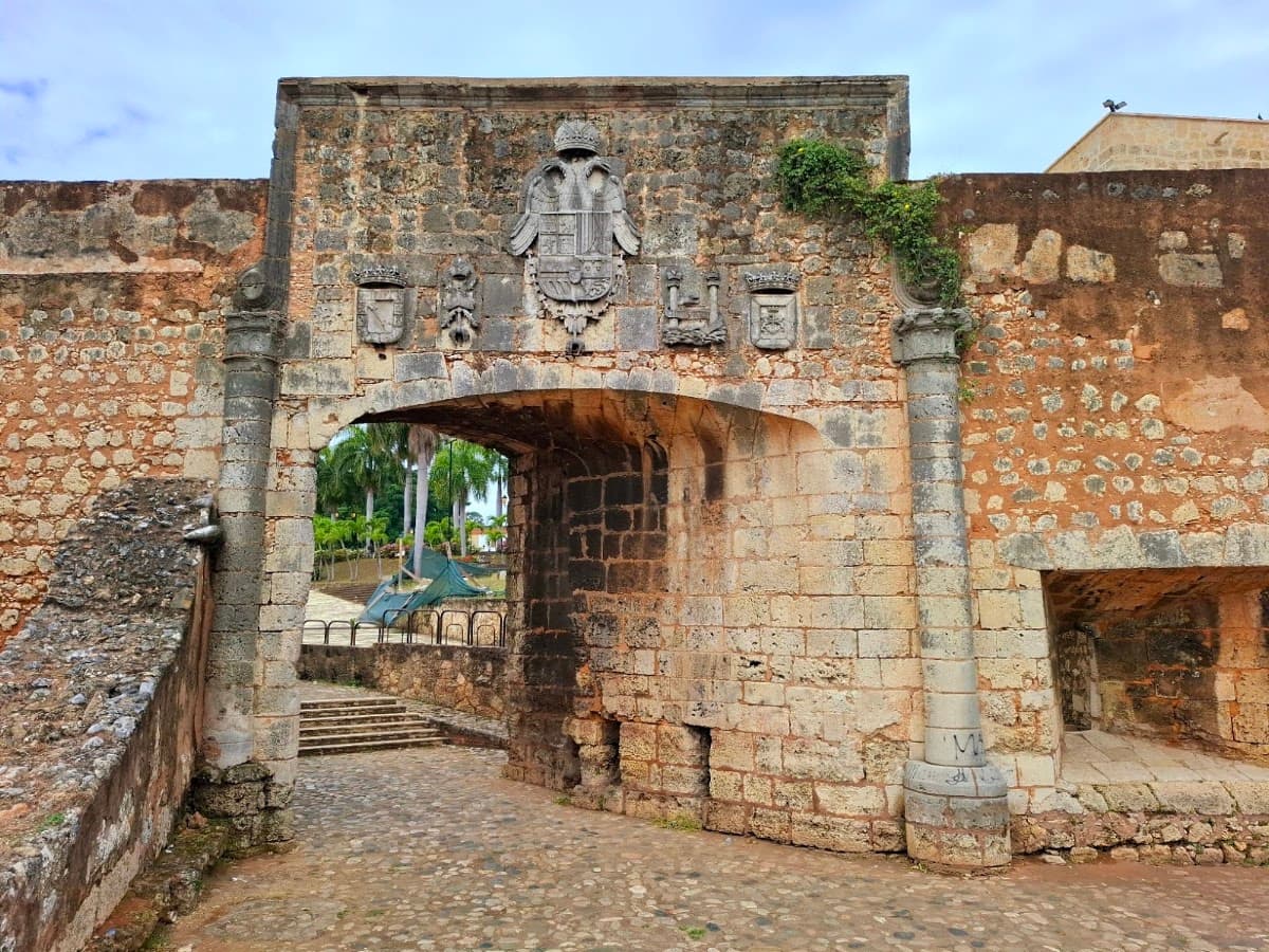 Puerta de Don Diego (Puerta de la Mar)