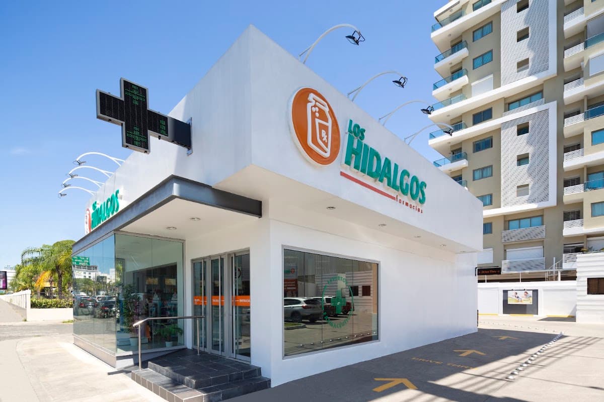 Farmacia Los Hidalgos (1)