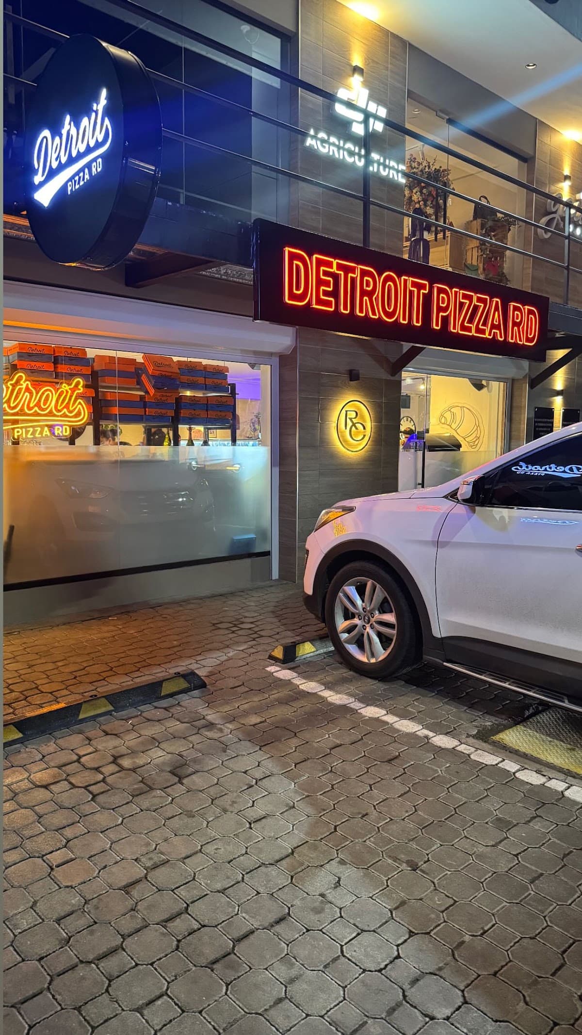 Detroit Pizza