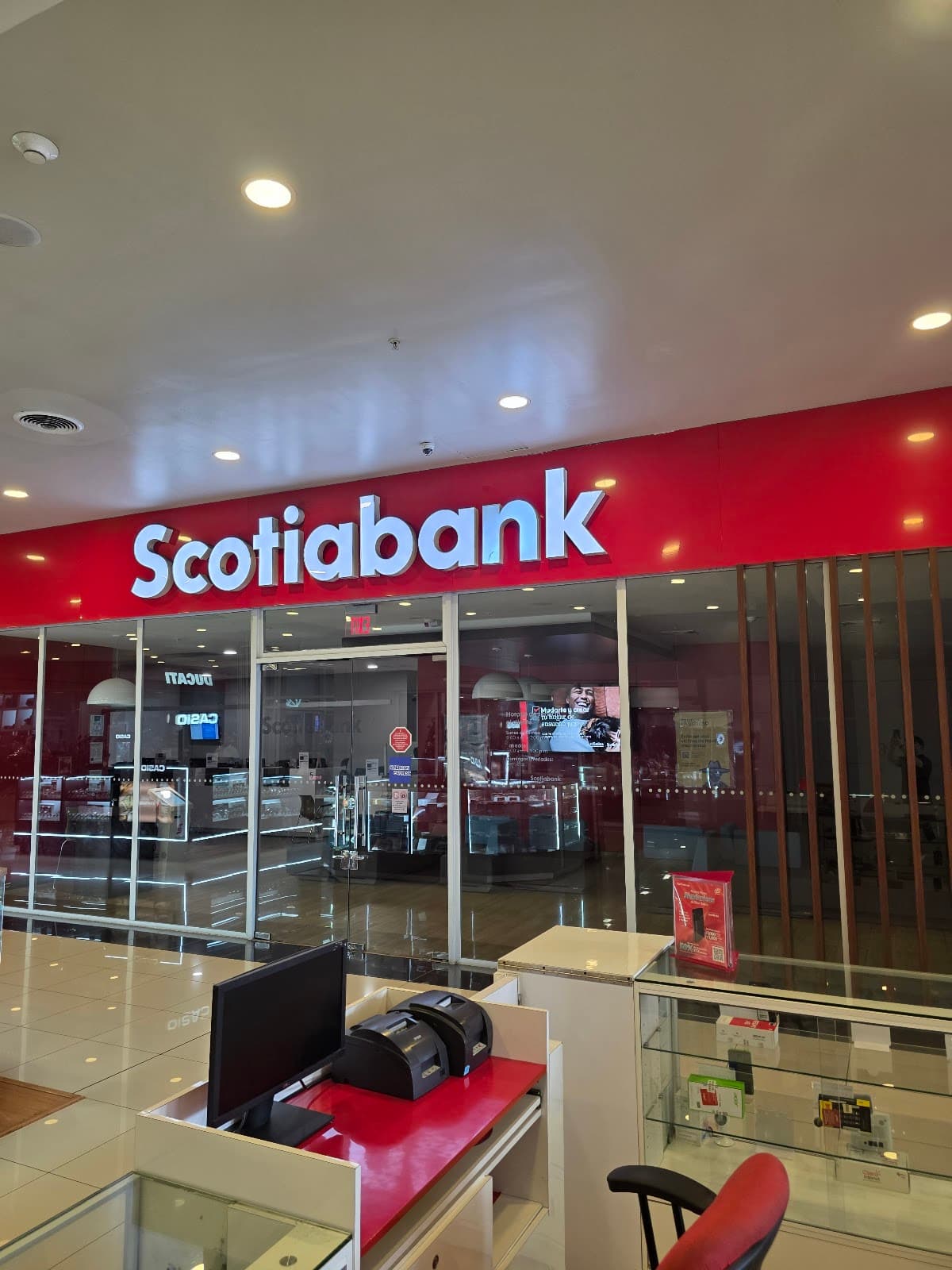Scotiabank — • Galería 360