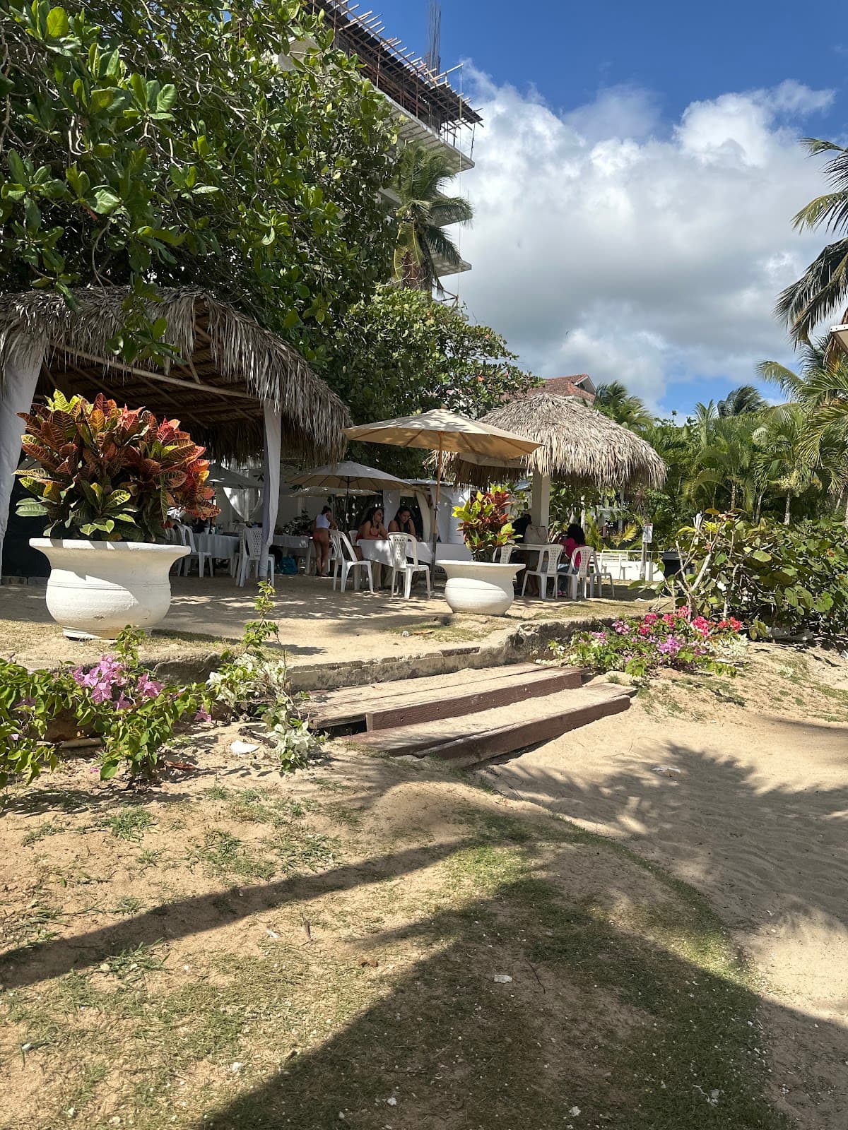 Nico's Beach Lounge