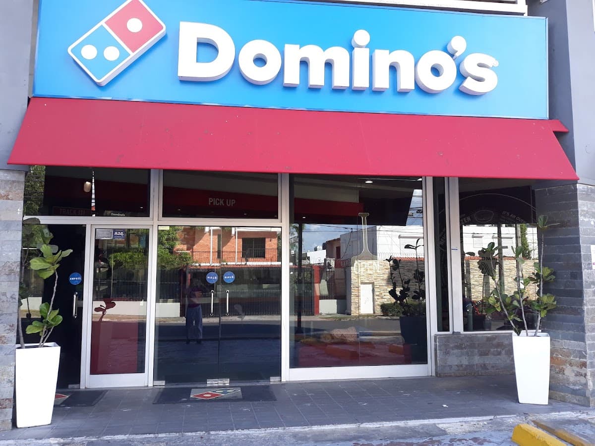 Domino's — Pizza - Galería 360