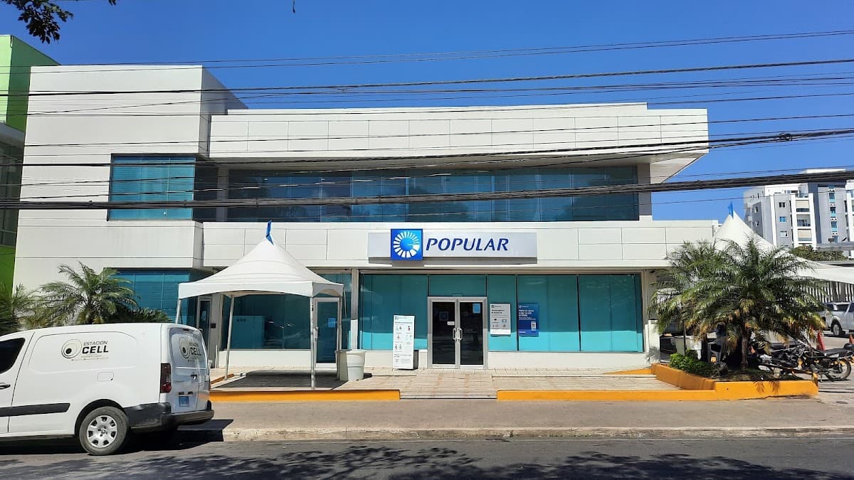 Banco Popular Dominicano — Av. 27 de Febrero 92
