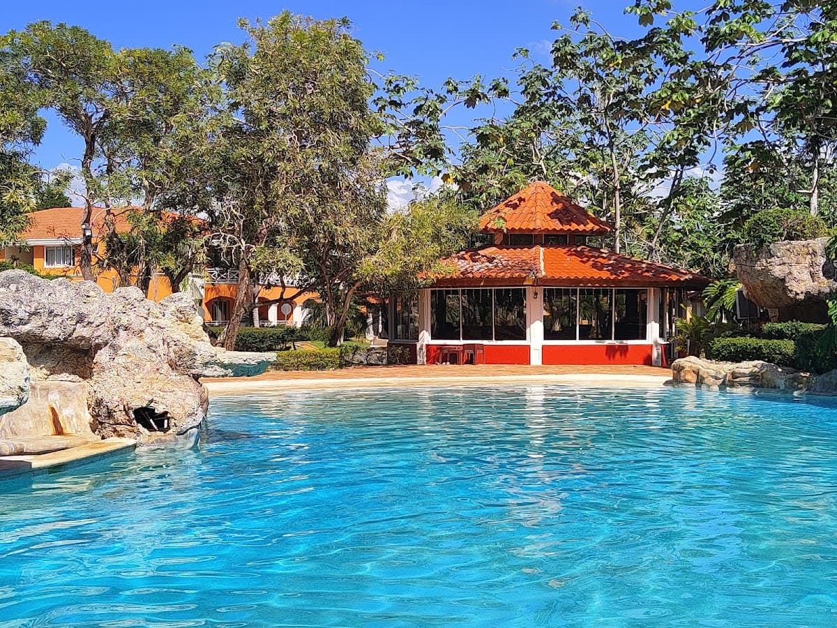 Guavaberry Golf and Country Club