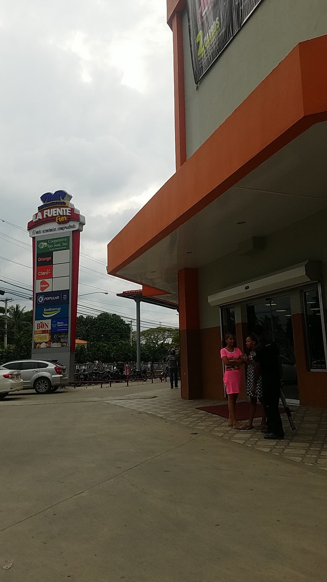 Supermercado La Fuente Fun