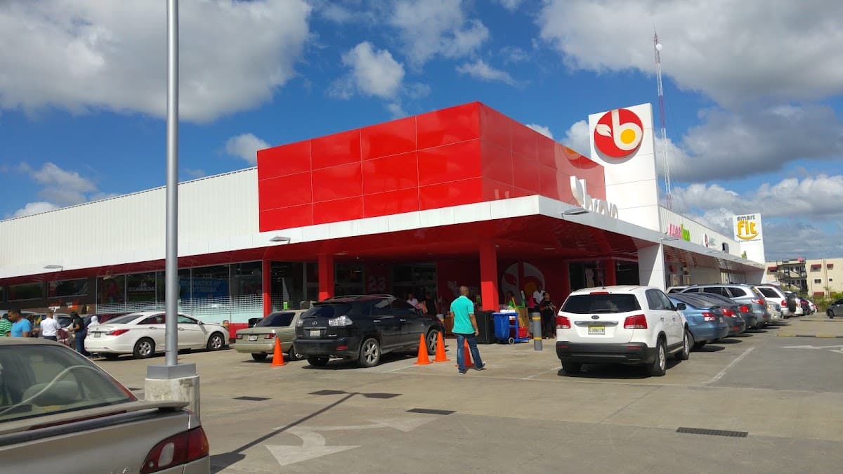 Supermercados Bravo — Av. República de Colombia 69