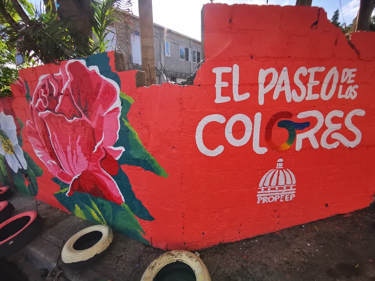 Paseo de Los Colores Las Toronjas