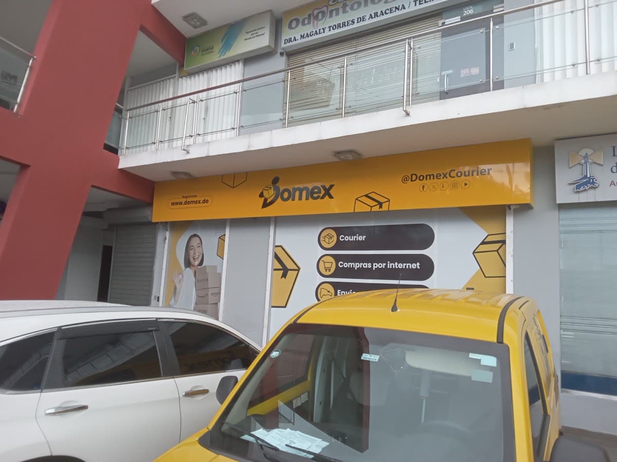 Domex — Ave. San Vicente de Paul Esq. Bonaire No. 280