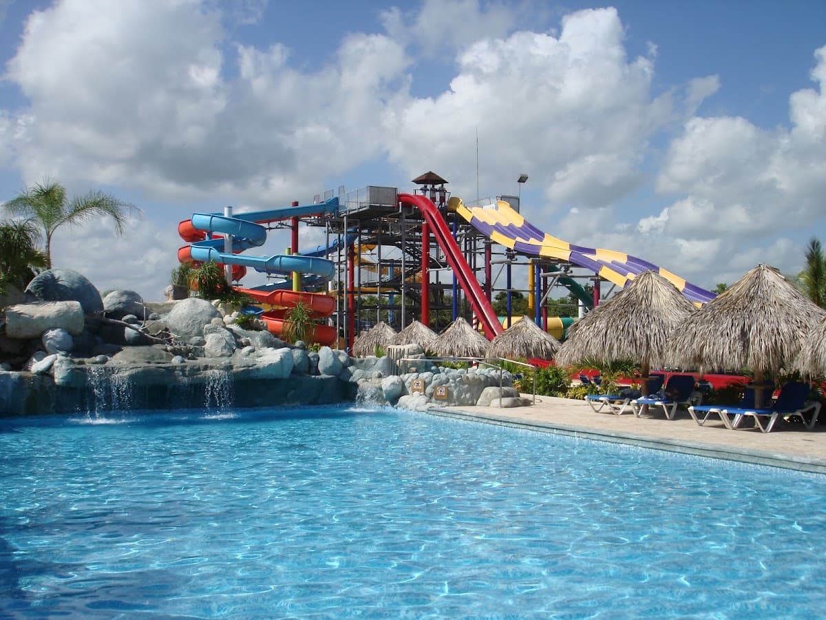 Sirenis Aquagames Punta Cana