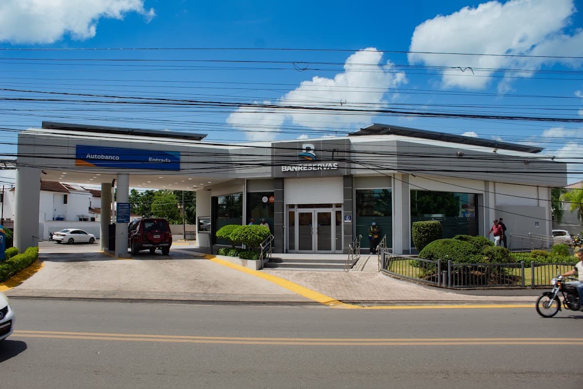 Banreservas — Av. Bartolomé Colón