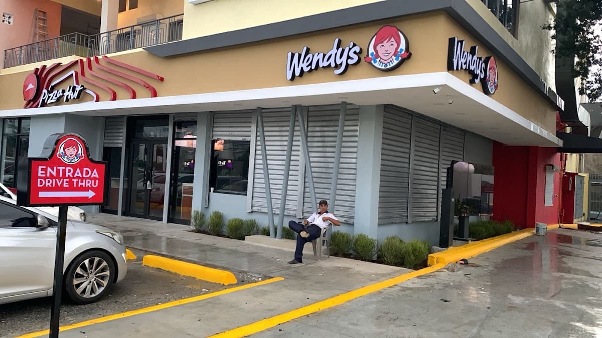 Wendy's — Av. Independencia Km. 6