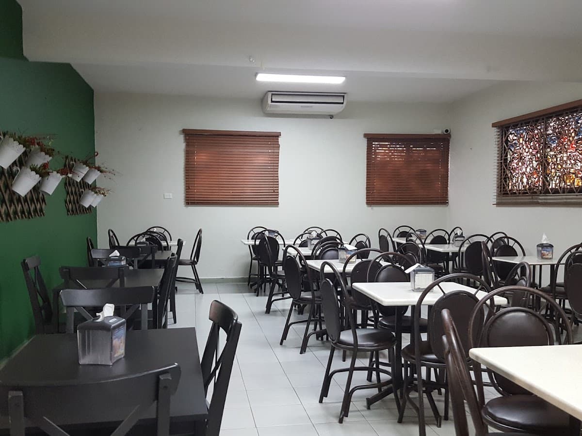 Restaurante Vegetariano Raíces — C. Juan Sánchez Ramírez 46