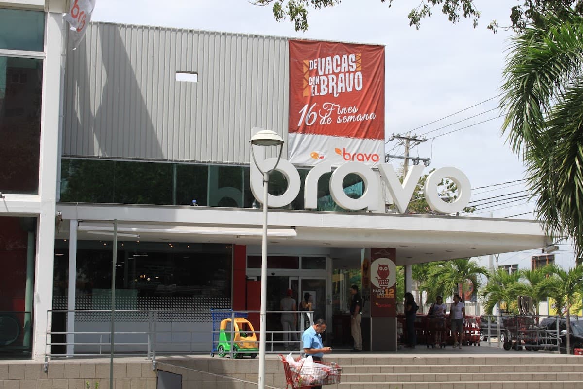 Supermercados Bravo — Av. Winston Churchill 1452