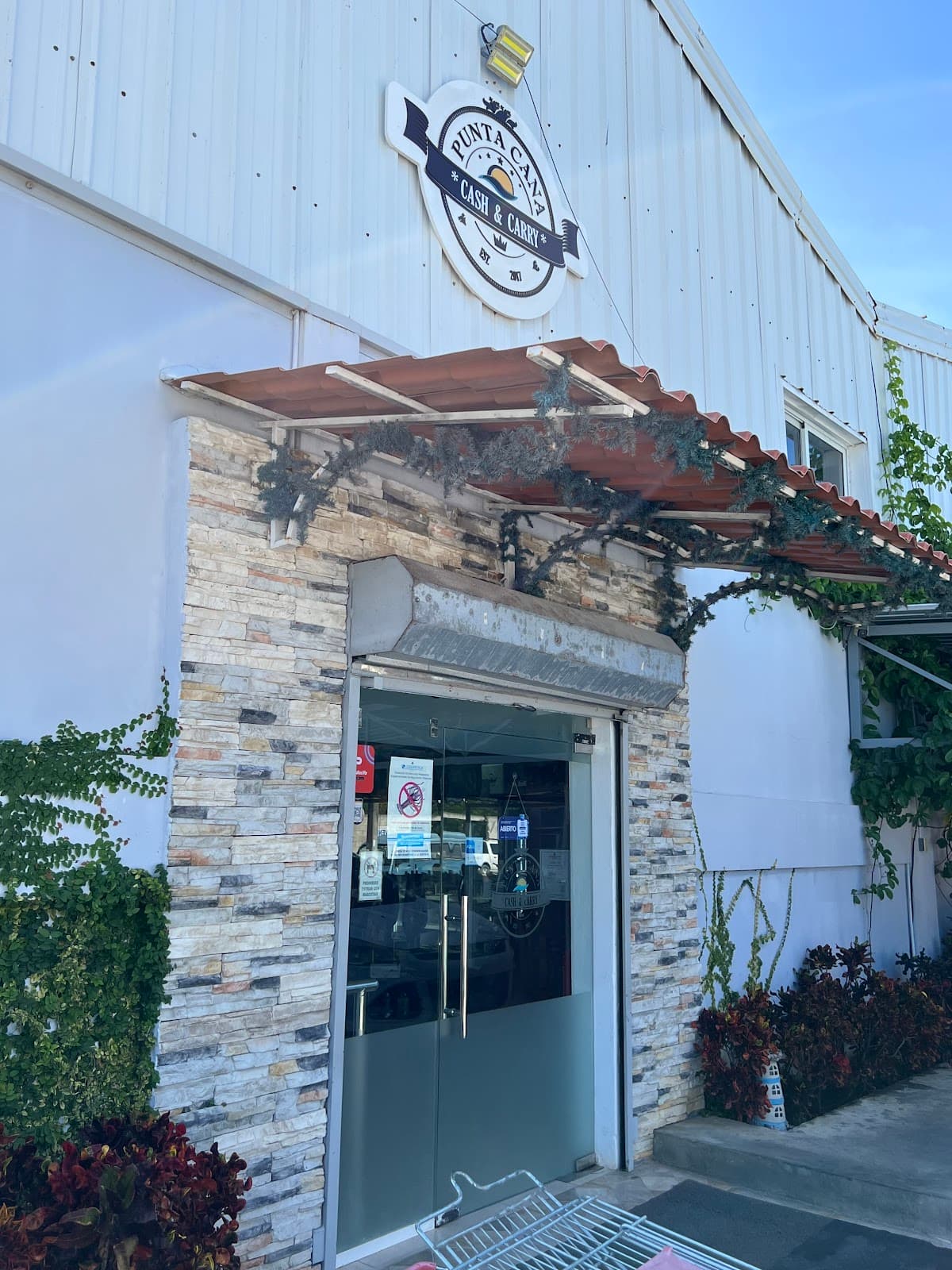 Cash & Carry Punta Cana