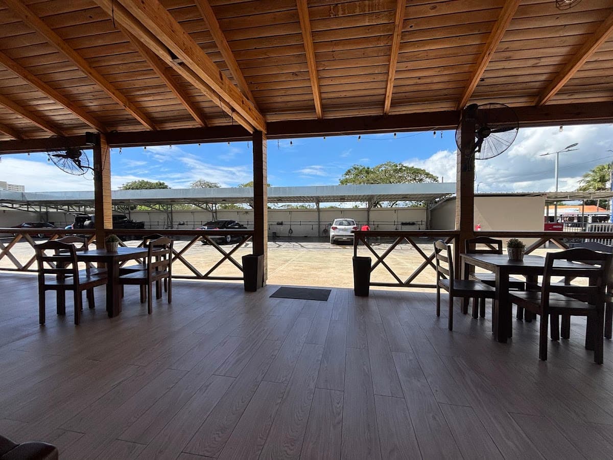 Juan Dolio Bar & Grill
