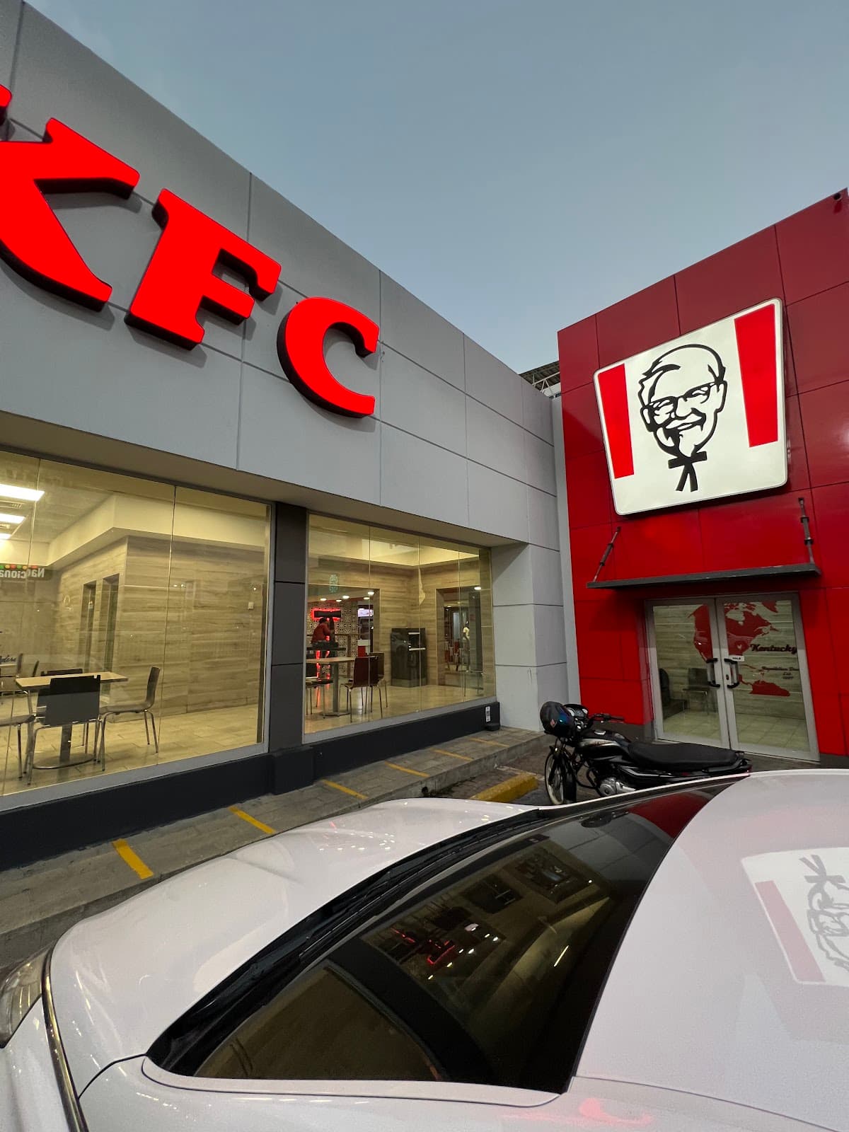 KFC — Núñez