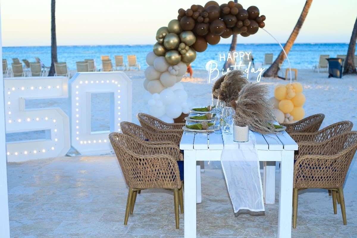 Juanillo Grill & Beach Club