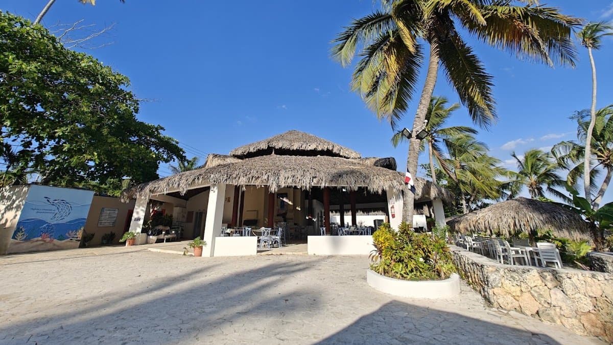 Aquarium Beach Club & Restaurant