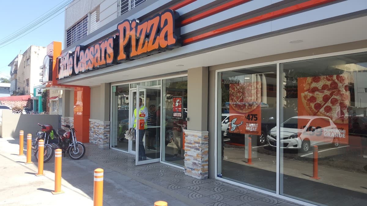 Little Caesars Pizza - Zona Universitaria