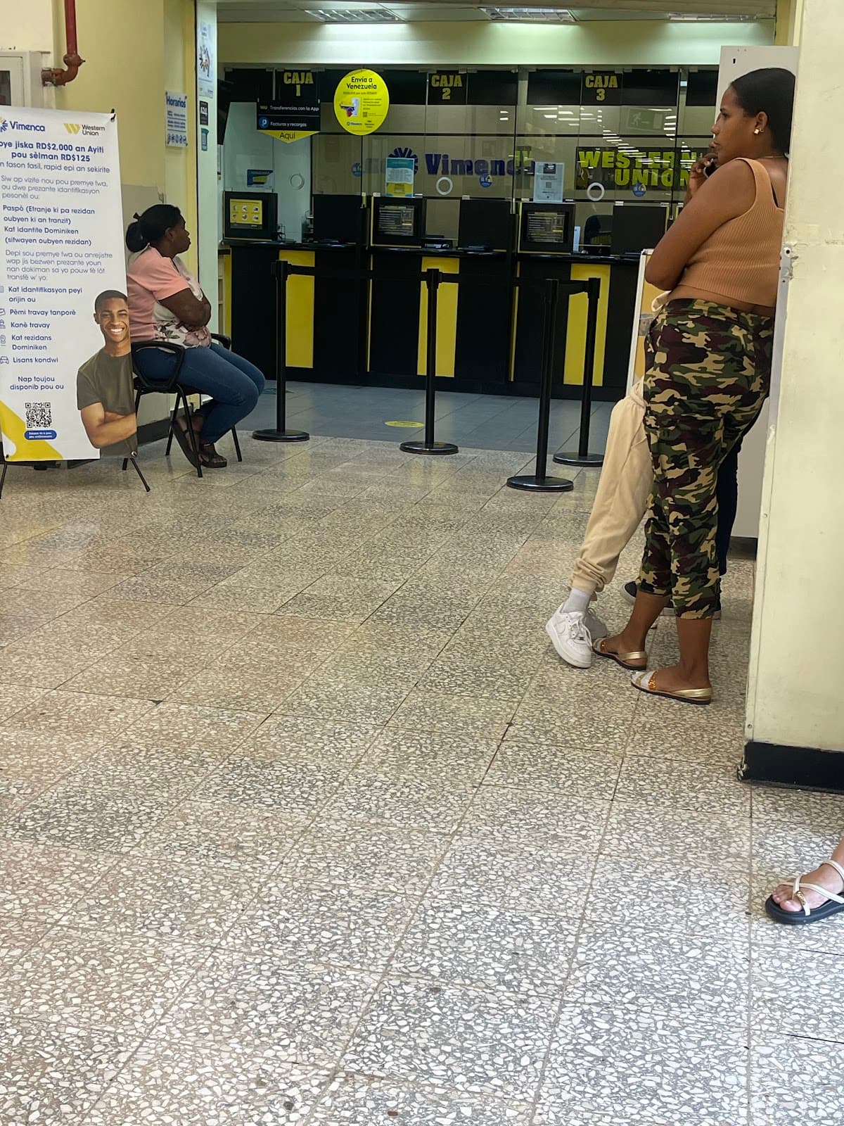 Western Union — Multicentro Sirena — Av. Mella 258
