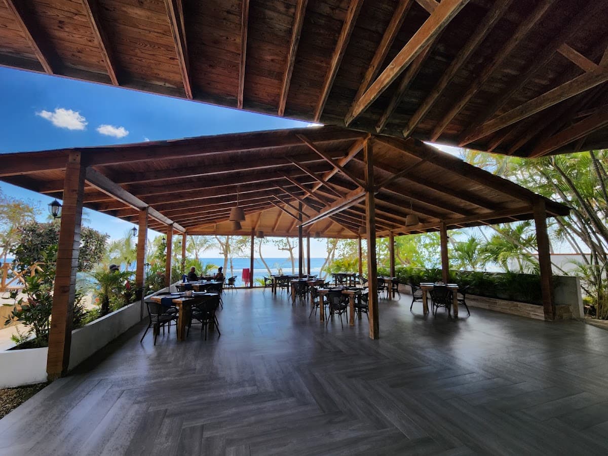 Club De Playa Guavaberry