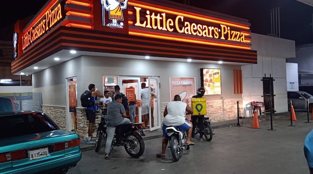 Little Caesar's Pizza - Pedro Livio