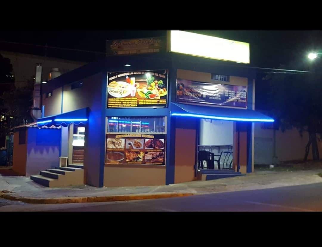 CerdyPollo Restaurant Típico