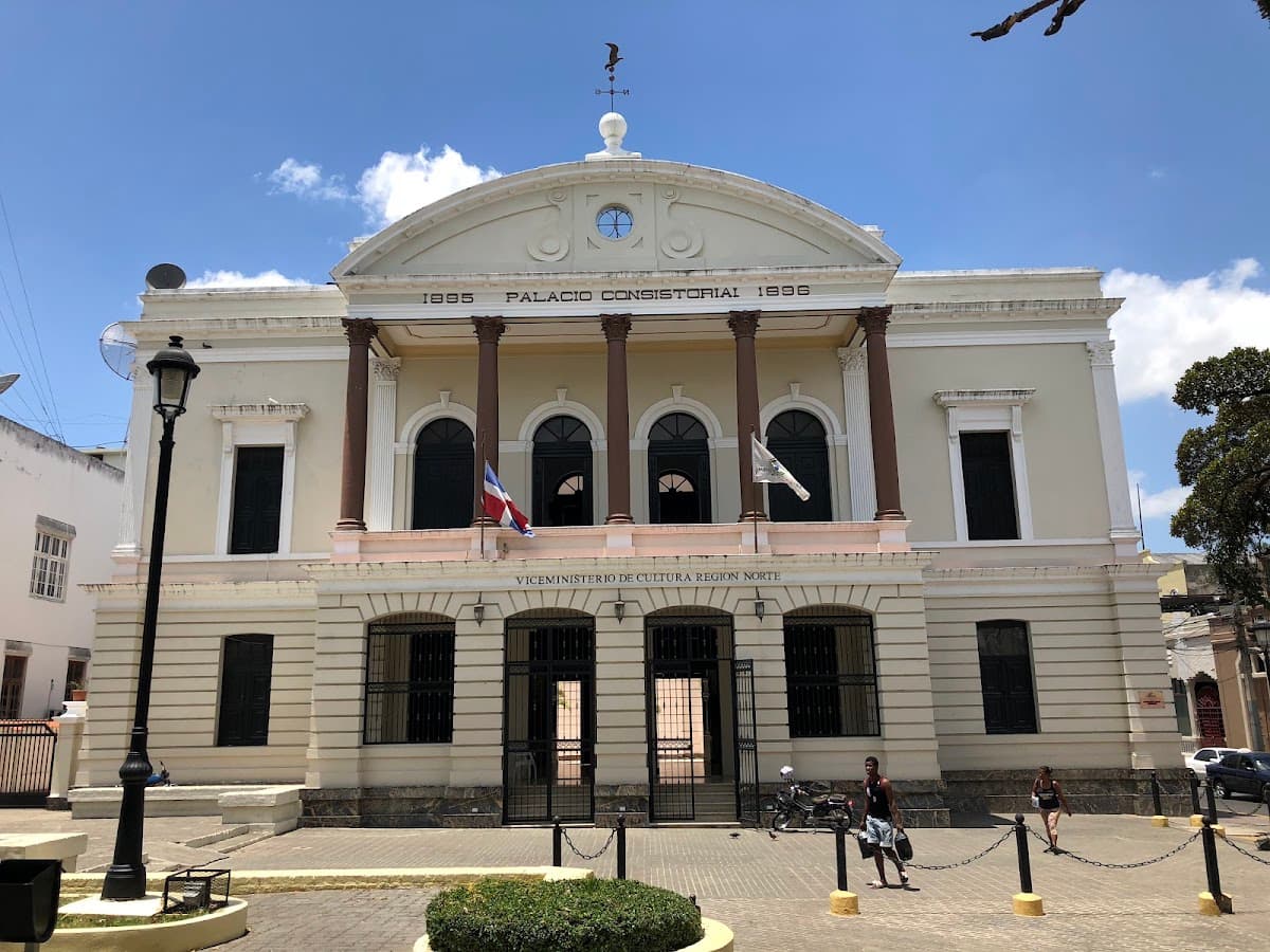 Parque Duarte — C. del Sol 131