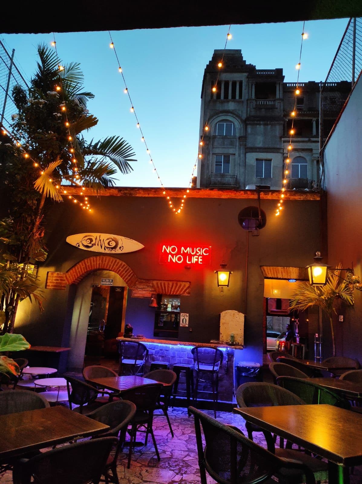 Onno's Bar Restaurant