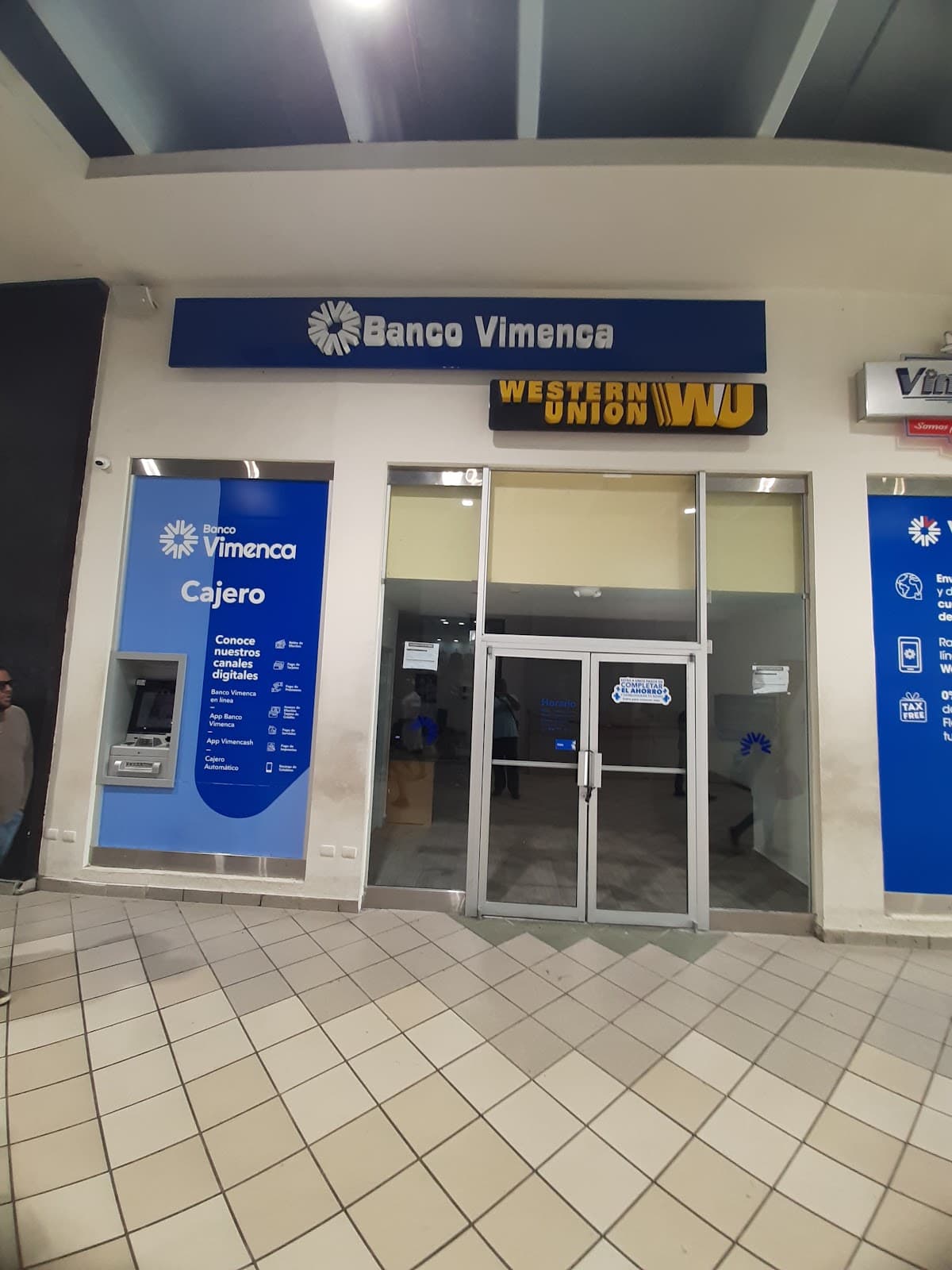 Vimenca — Banco — Av. San Vicente de Paúl 321