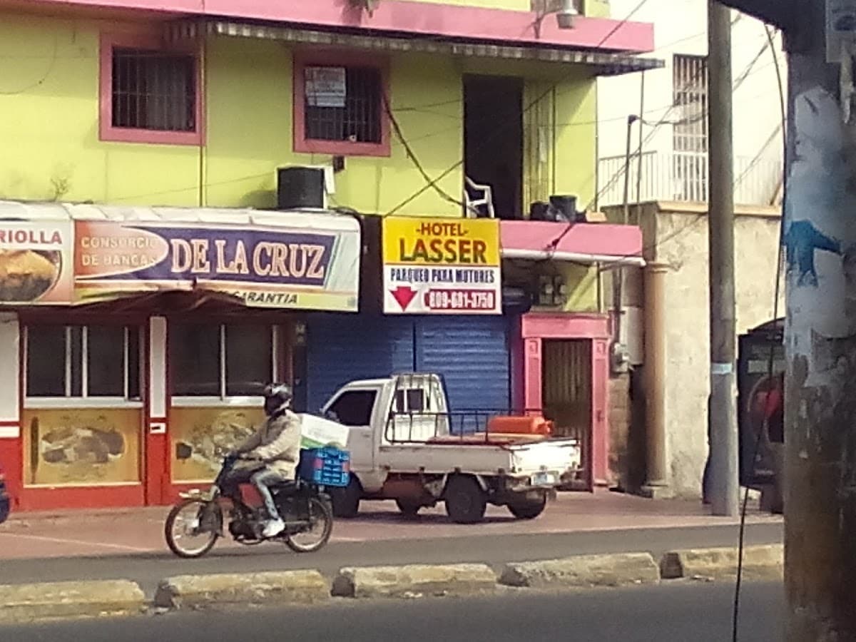 Willy Pica Pollo