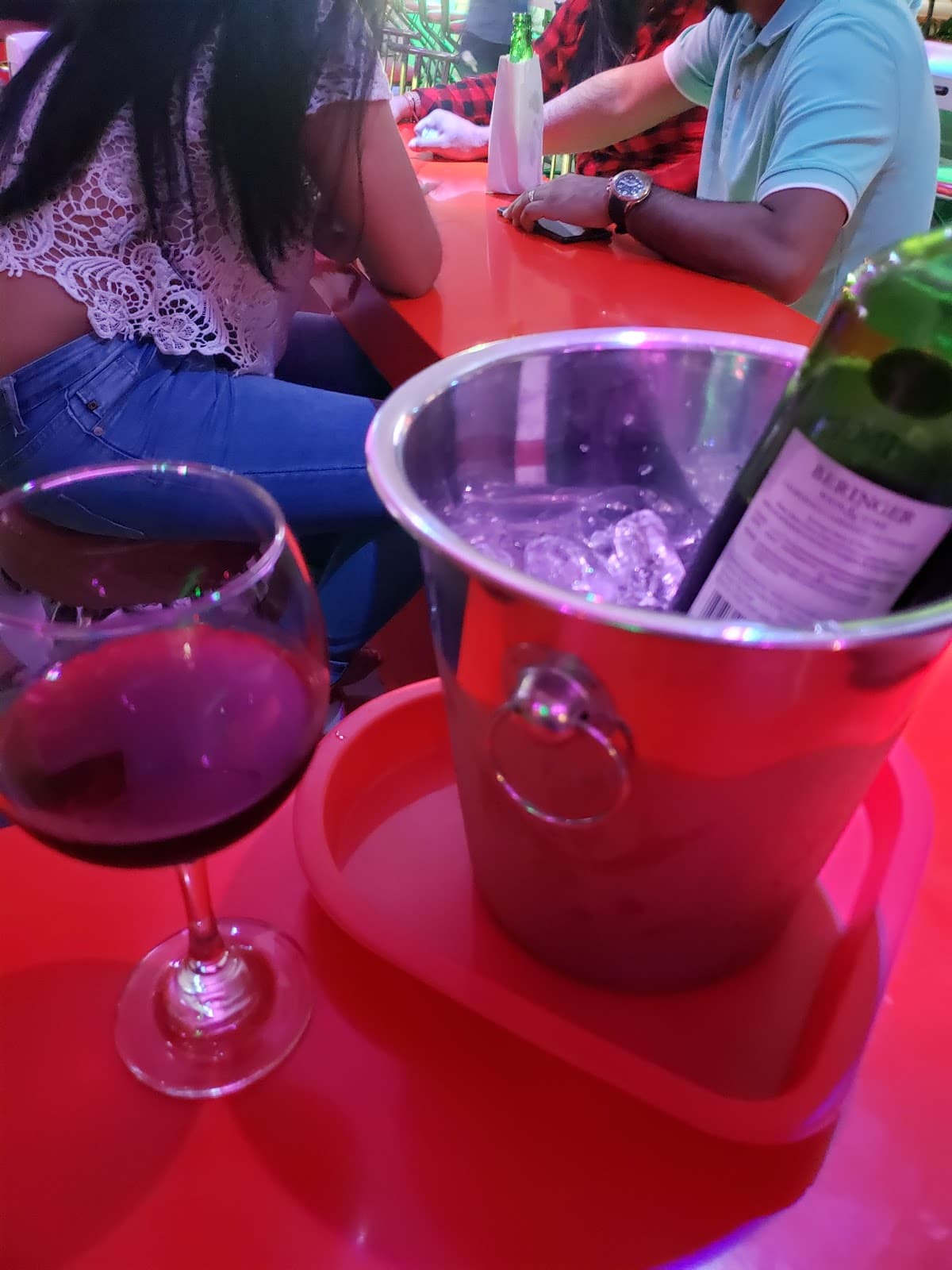 Los Socios Sport Bar