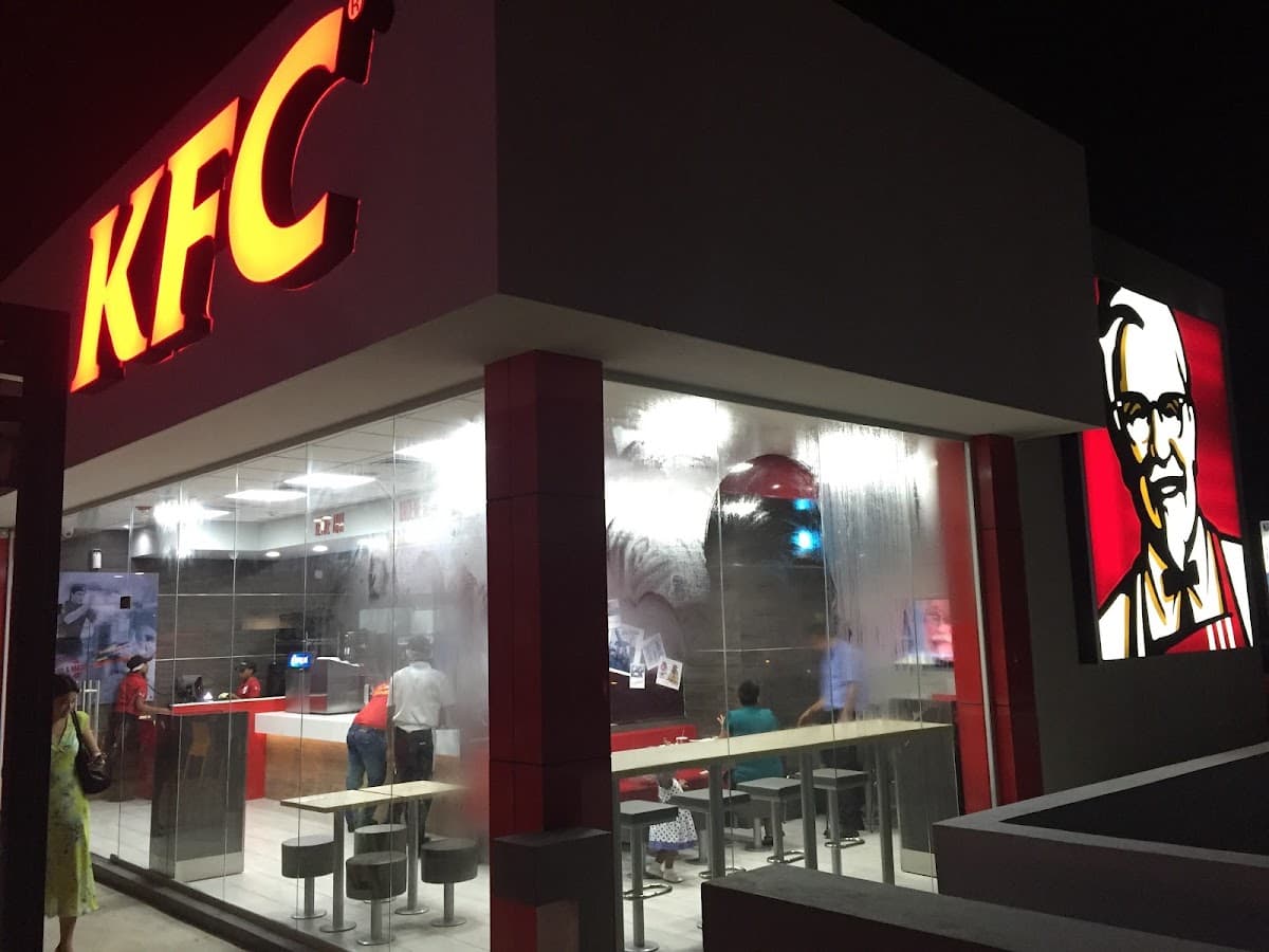 KFC — Patio Colombia