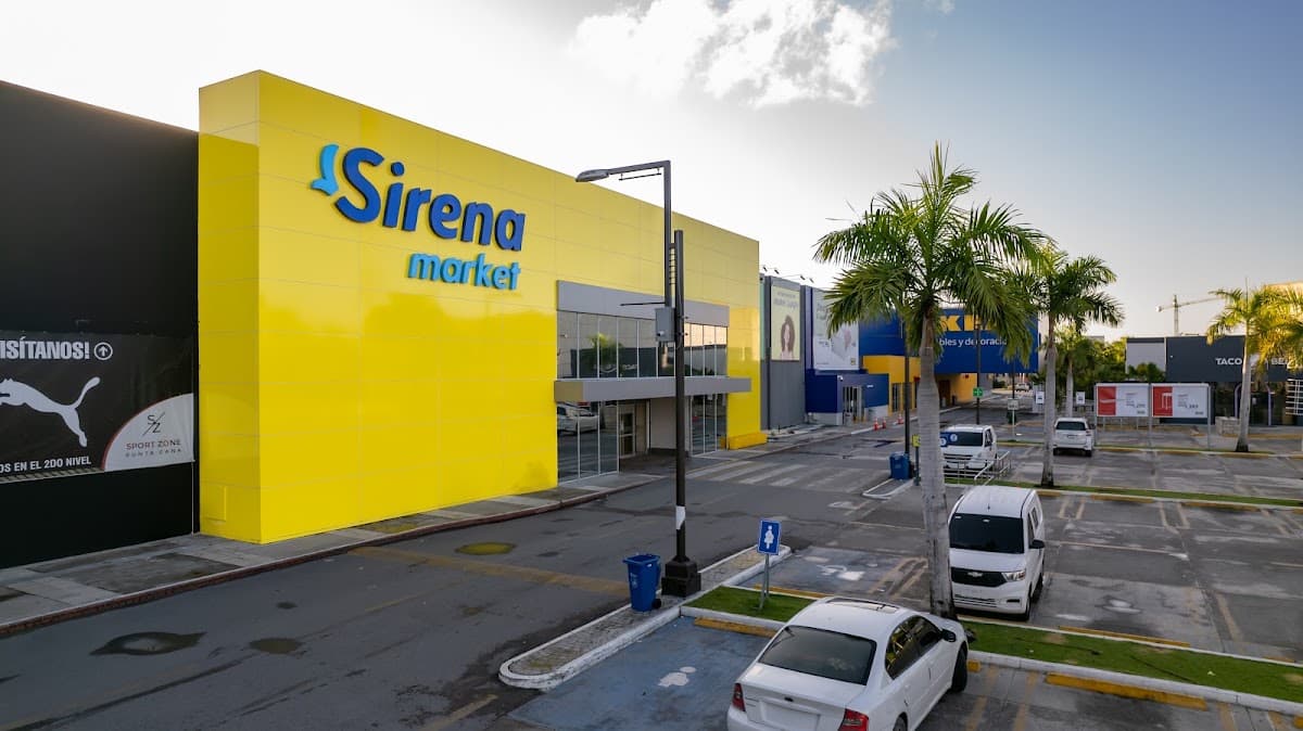 Sirena Market Bávaro💛