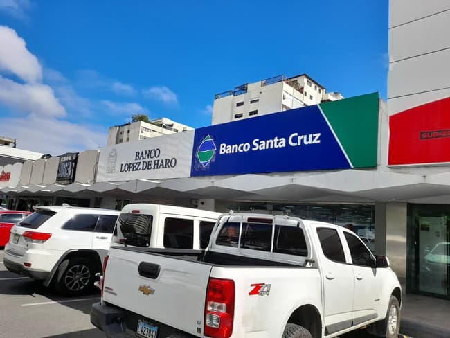 Banco Santa Cruz — Sucursal Naco