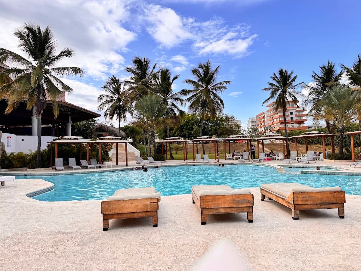Club De Playa Guavaberry