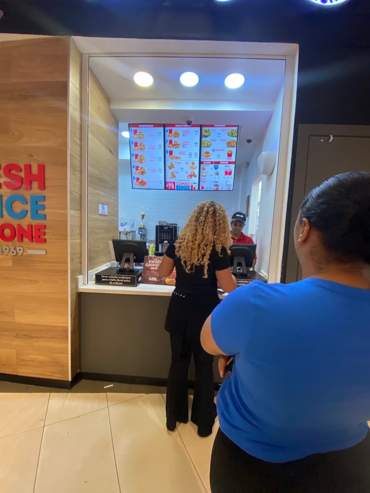 Wendy's — Plaza Duarte
