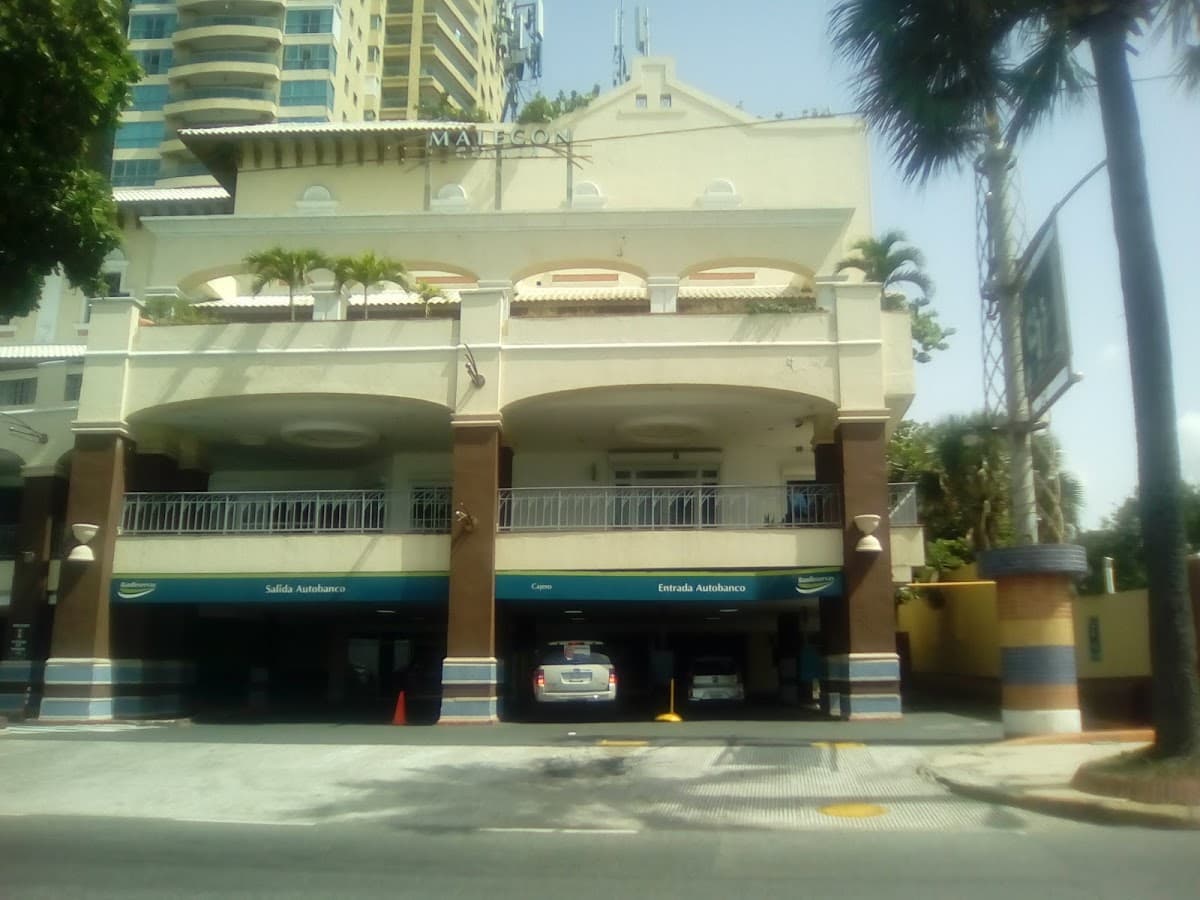 Banreservas — Plaza Malecón Center