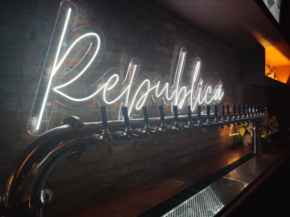 Republica Brewing Draft Room