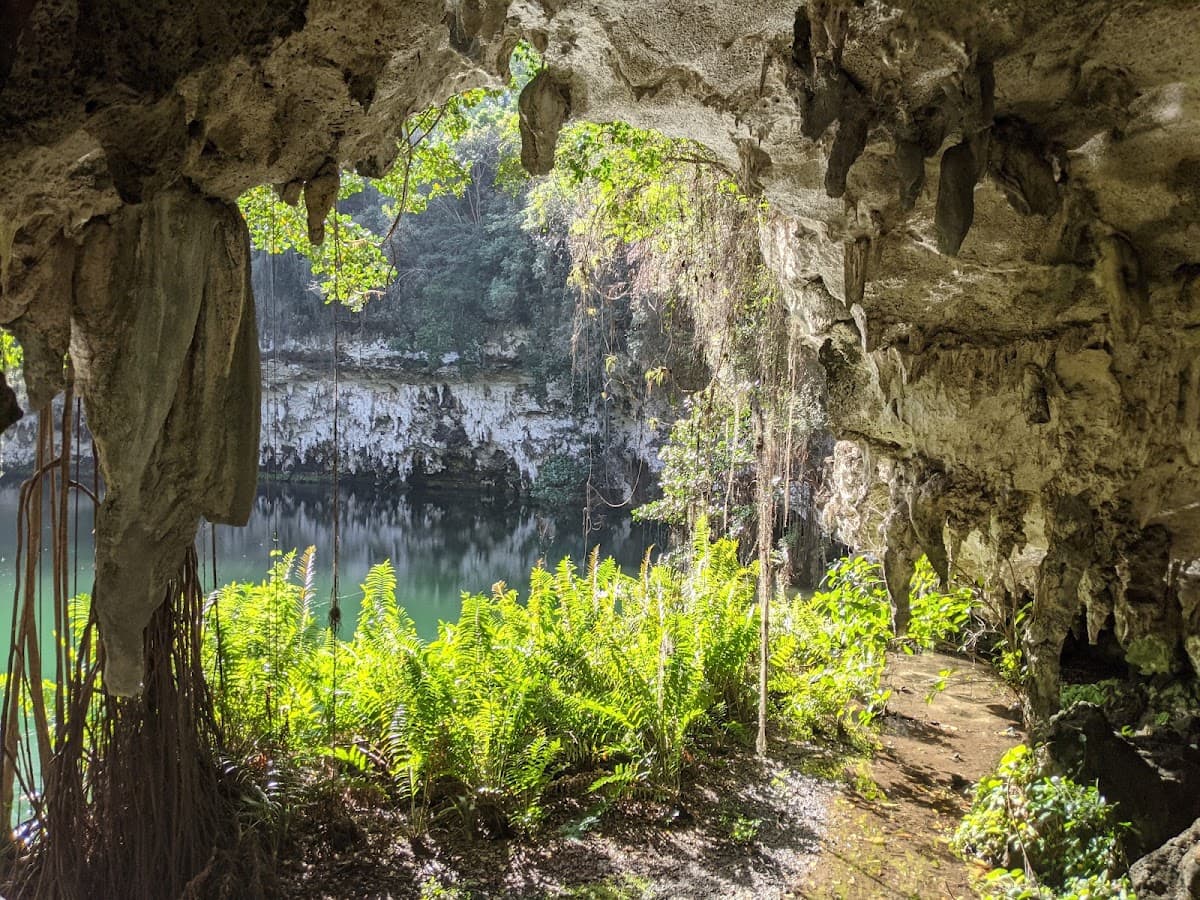 Parque Nacional Los Tres Ojos (1)