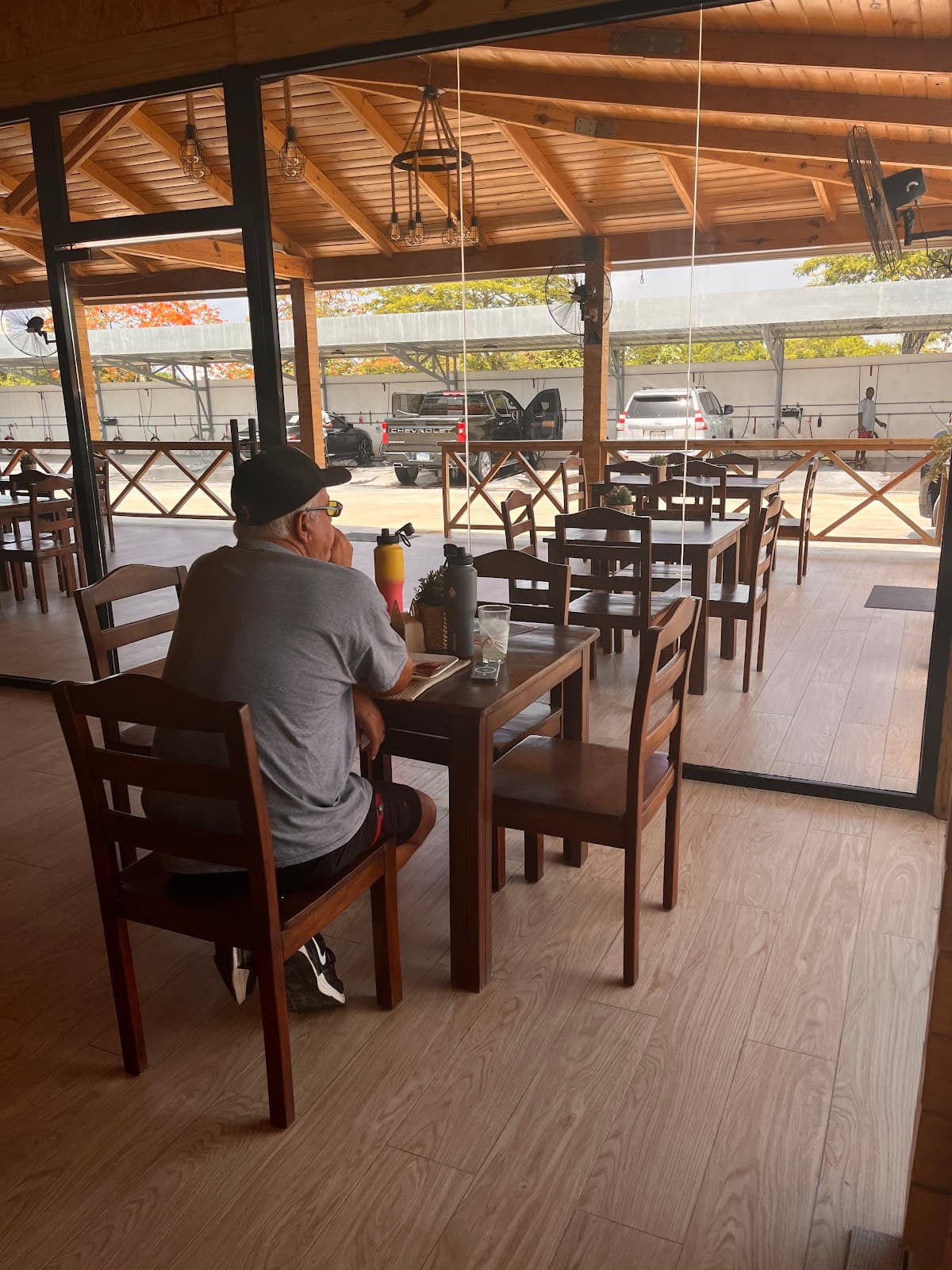 Juan Dolio Bar & Grill