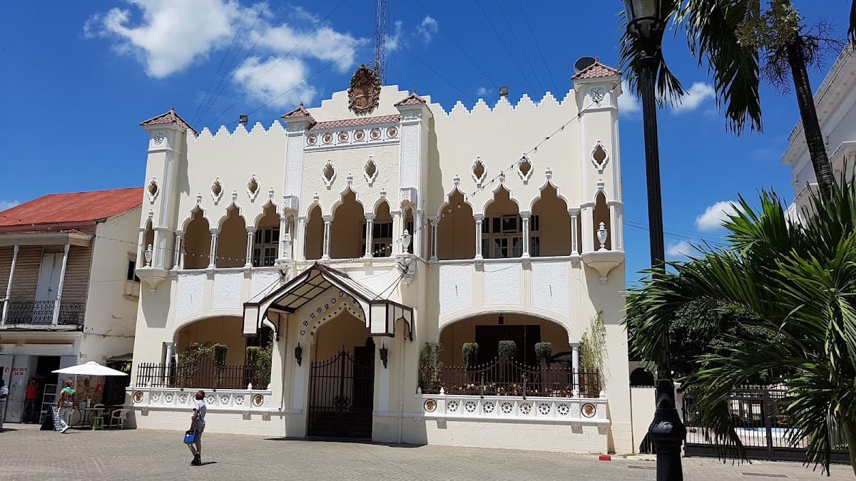 Parque Duarte — C. del Sol 131