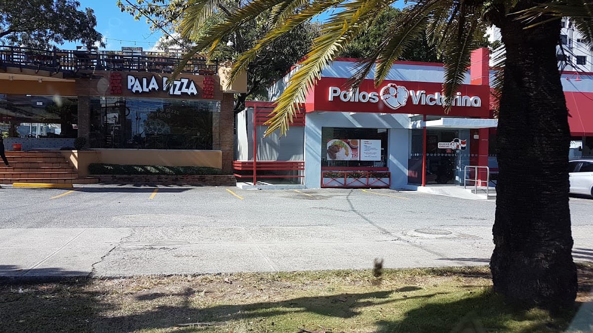 Pollos Victorina — Av. Winston Churchill 808