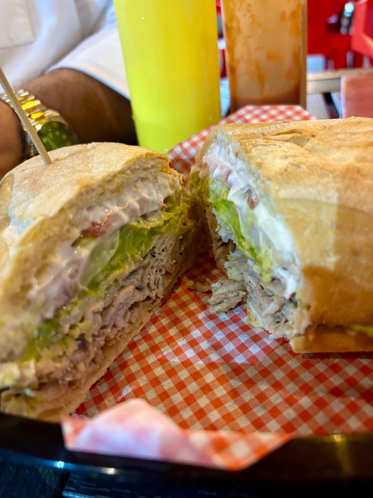 Lomitos Sandwich & Grill