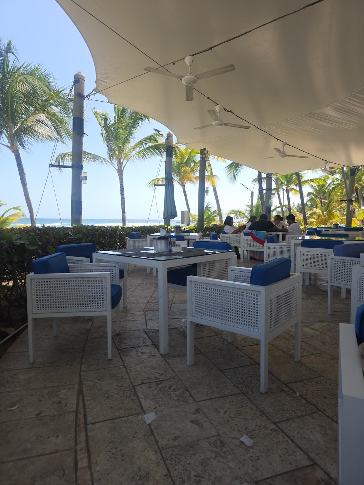 Coco's Beach Club