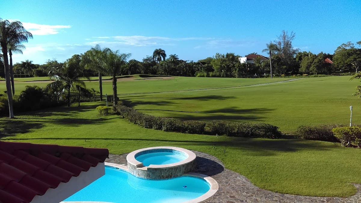 Guavaberry Golf and Country Club