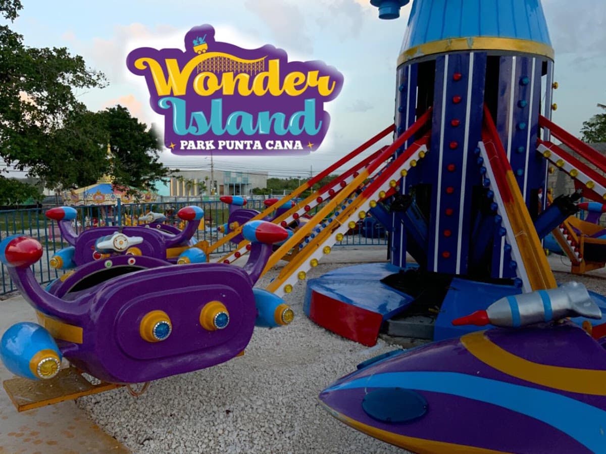Wonder Island Park Punta Cana