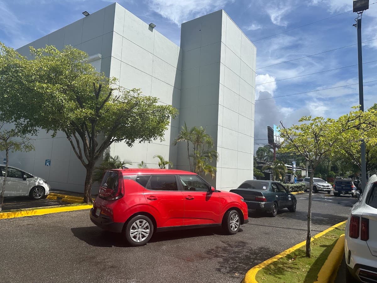 Banreservas — Av. Juan Pablo Duarte 1